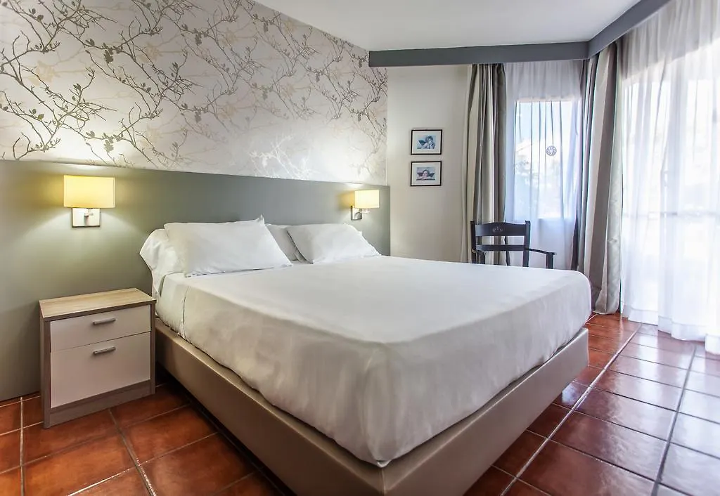 Hg Tenerife Sur Los Cristianos